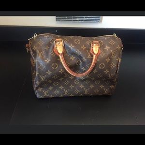 Louis Vuitton Speedy 30